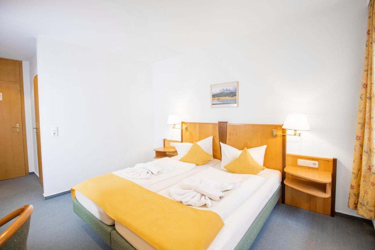 Hotel Garni Zwickau-Mosel Mülsen Eksteriør billede