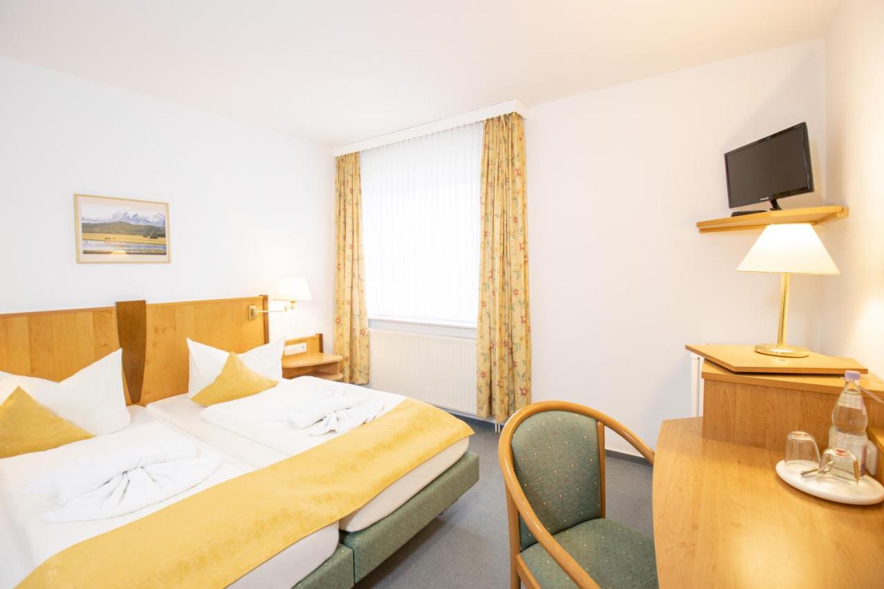 Hotel Garni Zwickau-Mosel Mülsen Eksteriør billede