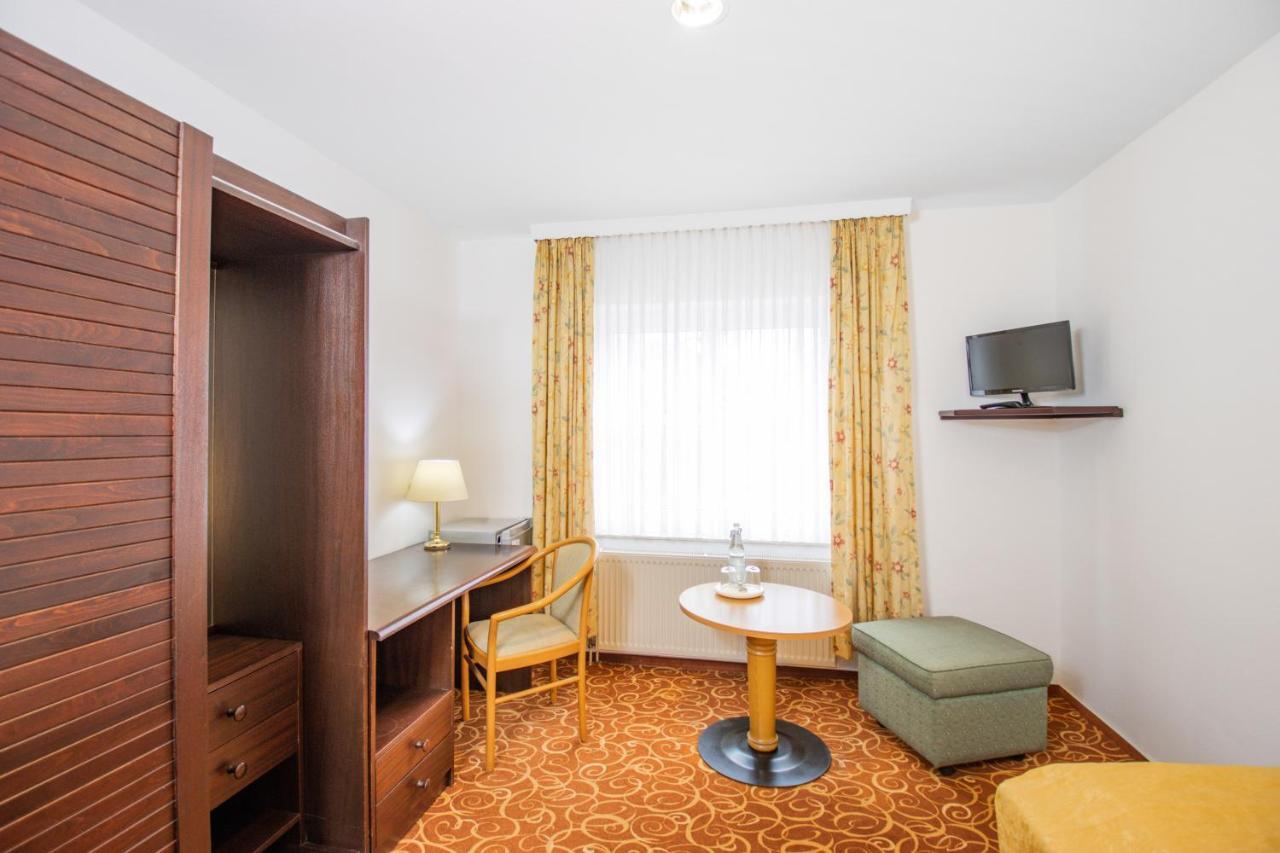 Hotel Garni Zwickau-Mosel Mülsen Eksteriør billede