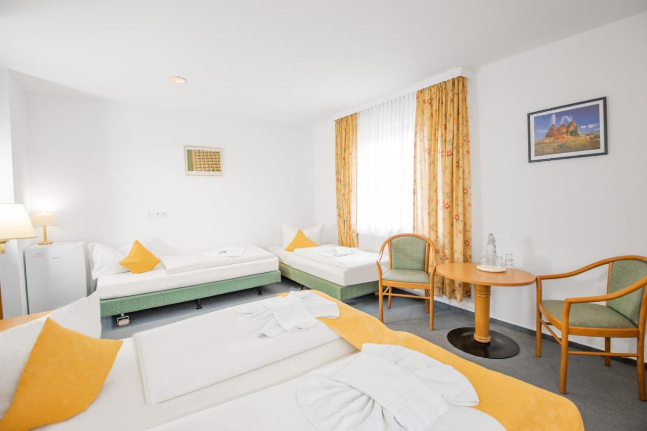 Hotel Garni Zwickau-Mosel Mülsen Eksteriør billede