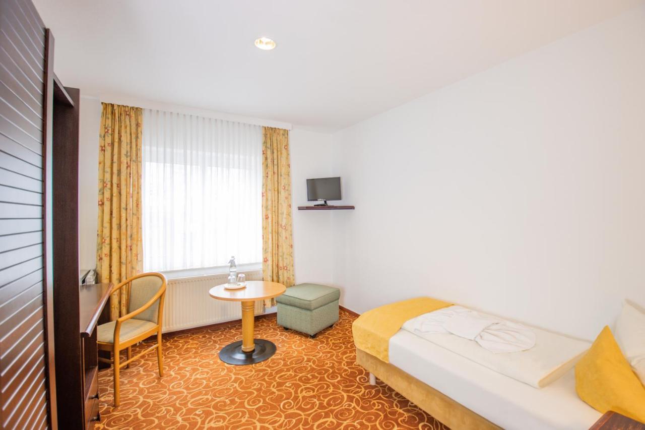 Hotel Garni Zwickau-Mosel Mülsen Eksteriør billede